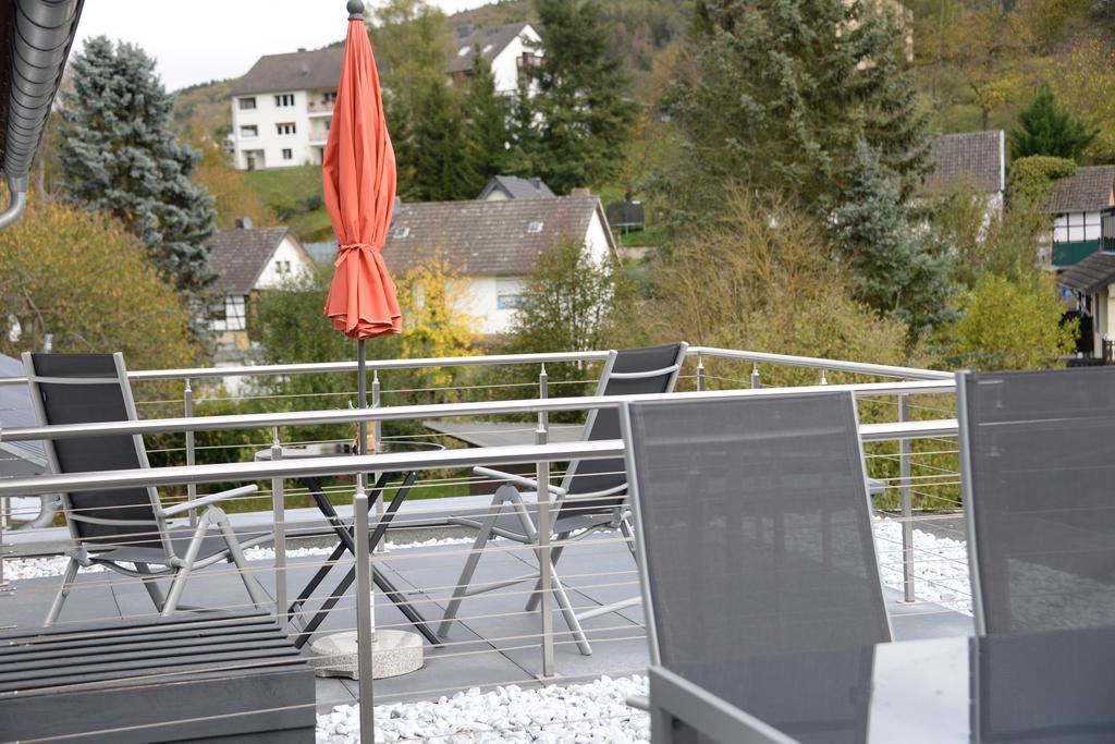 Pension Zur Schmiede ไอน์รัวห์ ภายนอก รูปภาพ